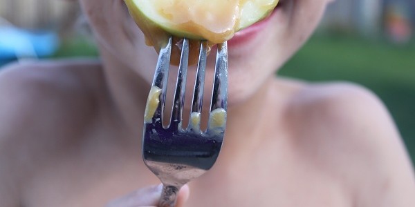 Crock-Pot Caramel Apple Dip