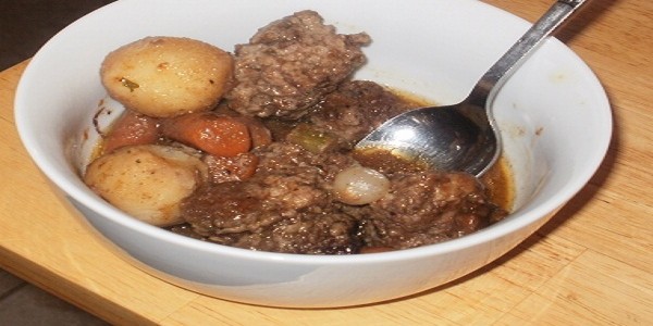 Crock-Pot Meatball Stew