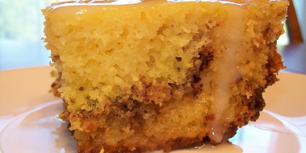 crock-pot honey bun cake