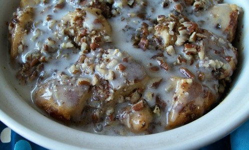 crock-pot cinnamon sweet roll casserole