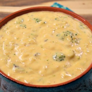 Crock-Pot Cheesy Broccoli and Rice Soup