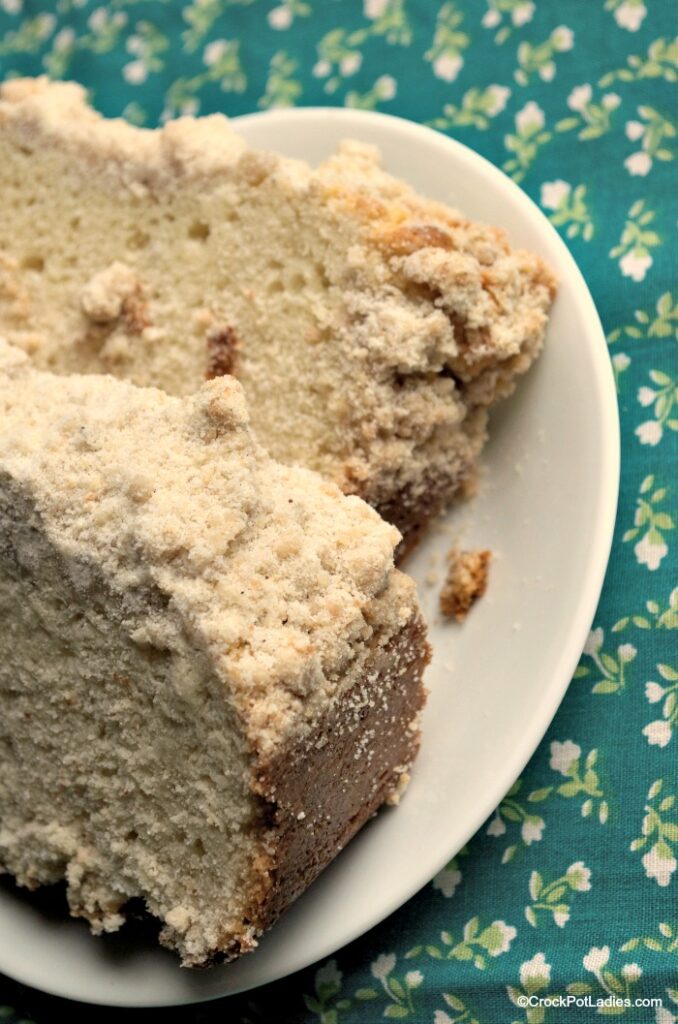 Crock-Pot Crumb Coffeecake