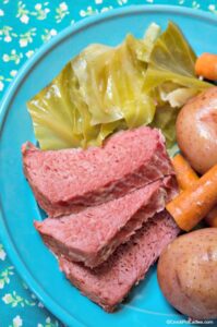 Crock-Pot Corned Beef and Cabbage Dinner - Crock-Pot Ladies